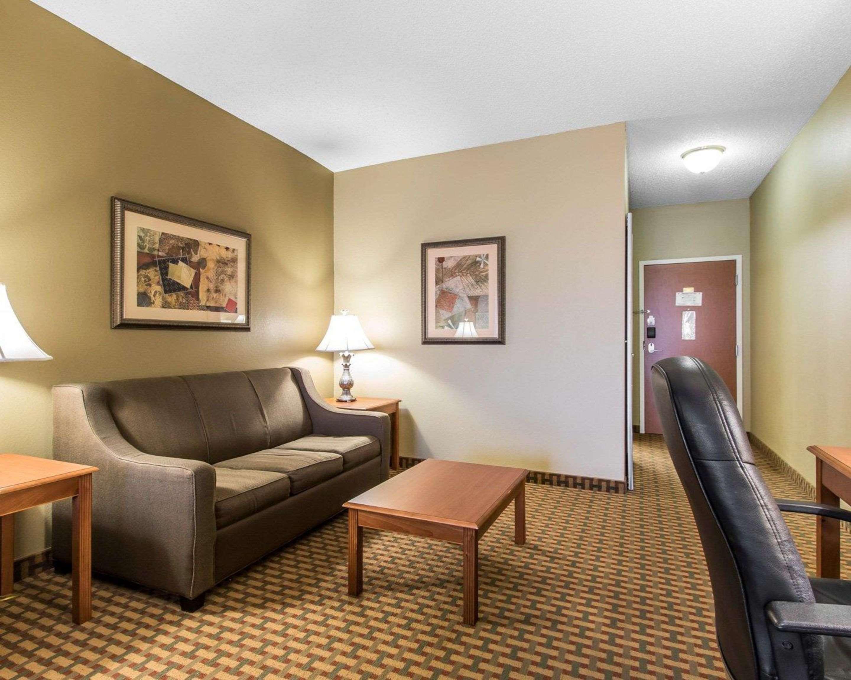 Garner Hotel Oklahoma City - Quail Springs By Ihg Esterno foto