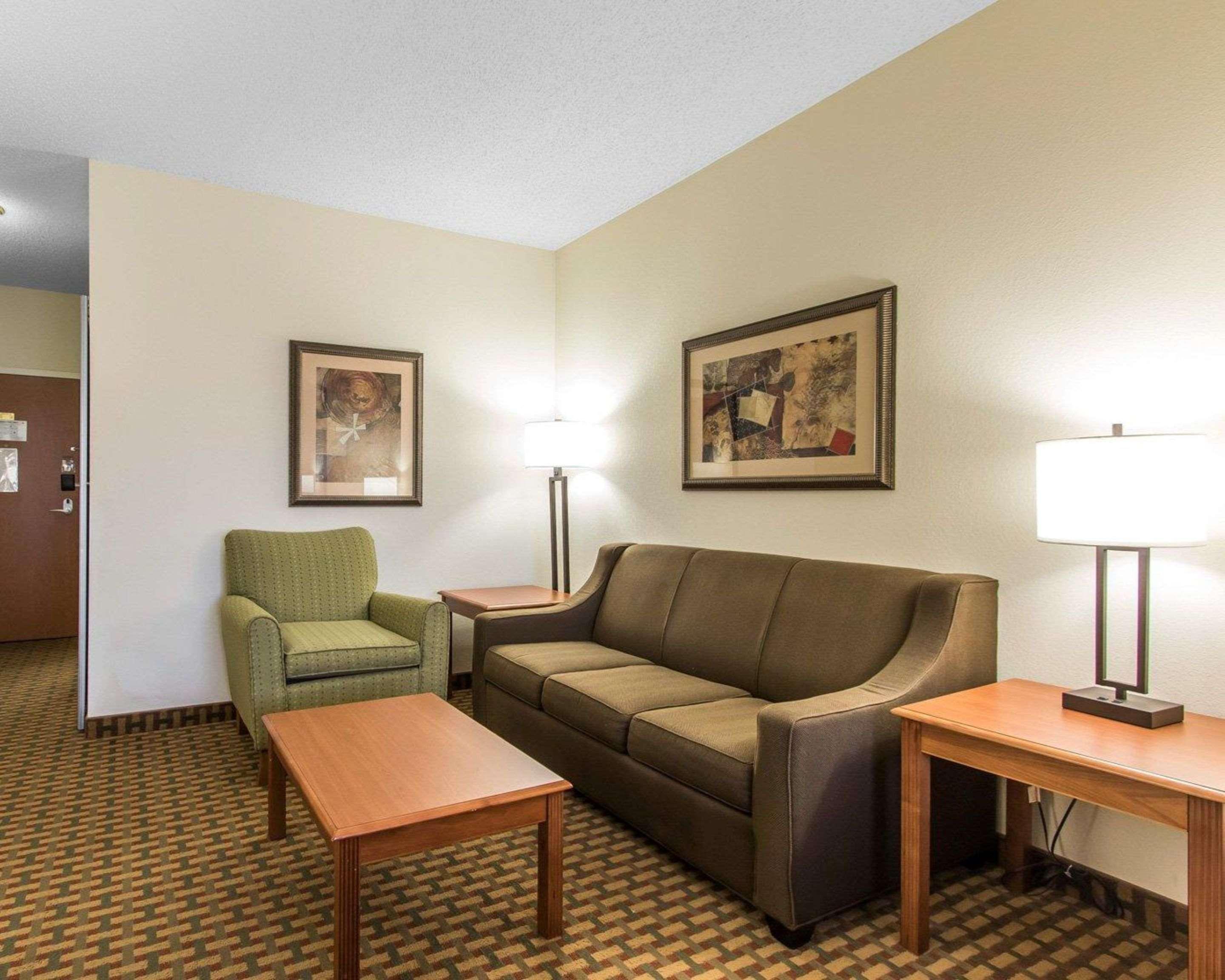 Garner Hotel Oklahoma City - Quail Springs By Ihg Esterno foto
